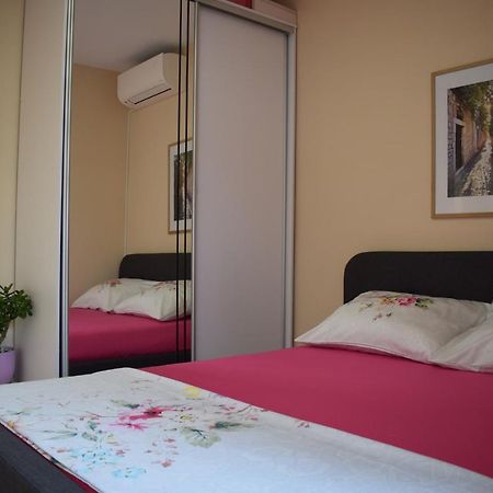 Apartman Gabriel พอดโกรา ภายนอก รูปภาพ