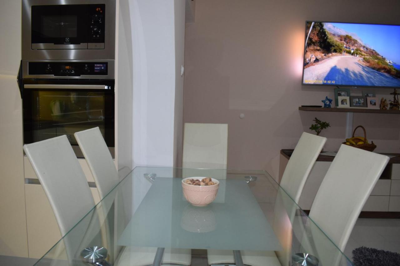 Apartman Gabriel พอดโกรา ภายนอก รูปภาพ