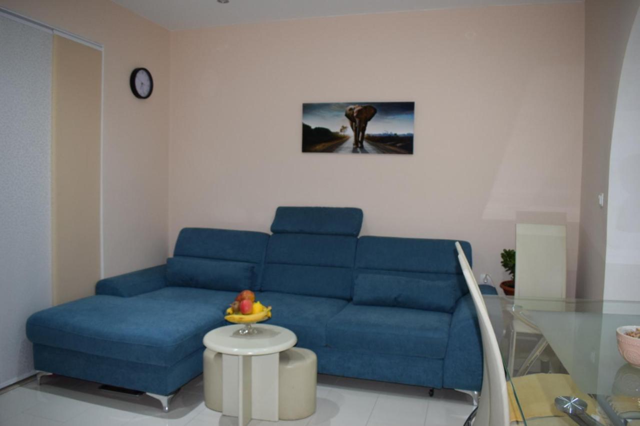 Apartman Gabriel พอดโกรา ภายนอก รูปภาพ